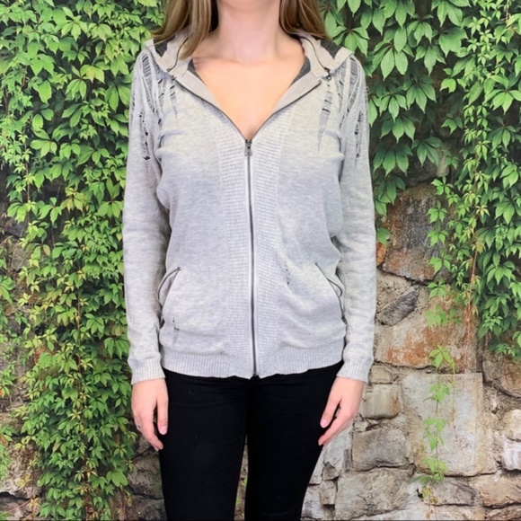 MIKE & CHRIS Gray Oversized Shredded Knit Hoodie, XS - Picture 1 of 9